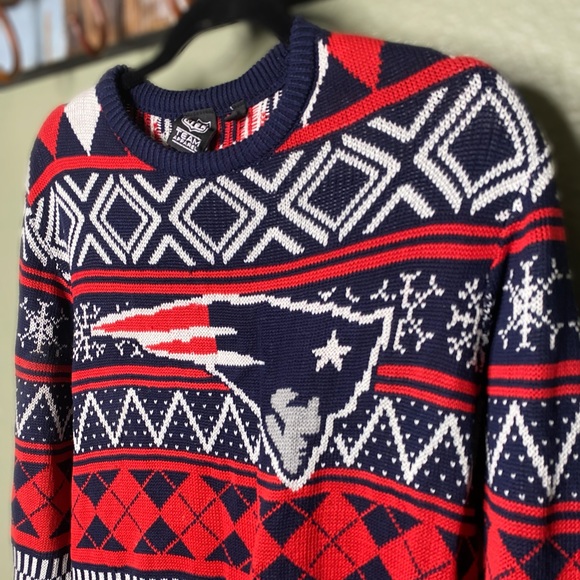 *Brand New* NFL New England Patriots Ugly Christmas Sweater. NFL Team Apparel - Picture 4 of 8